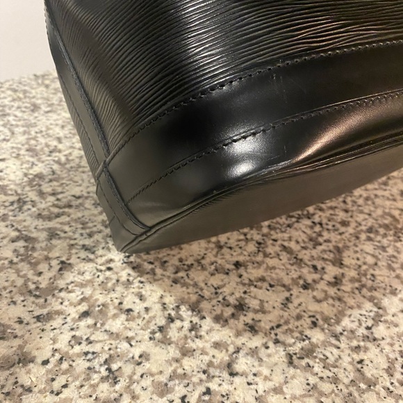 🎈SOLD🎈Louis Vuitton Noe GM Epi - Picture 7 of 15